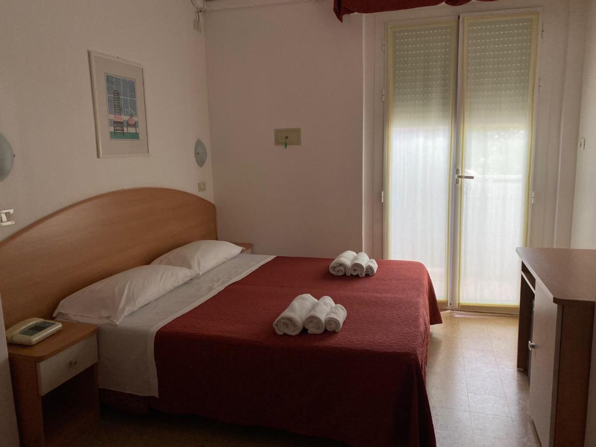 Hotel Chery มิลาโน แมริตทิมา ภายนอก รูปภาพ
