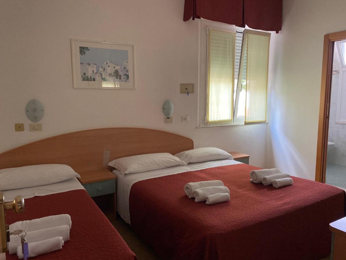 Hotel Chery มิลาโน แมริตทิมา ภายนอก รูปภาพ