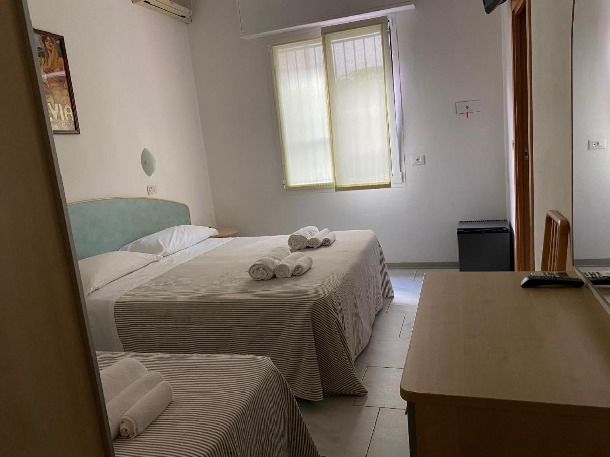 Hotel Chery มิลาโน แมริตทิมา ภายนอก รูปภาพ
