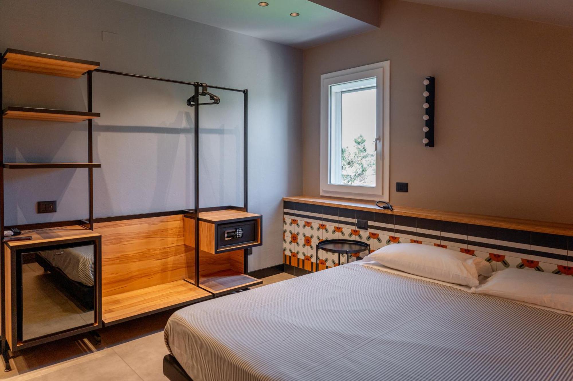 Hotel Chery มิลาโน แมริตทิมา ภายนอก รูปภาพ