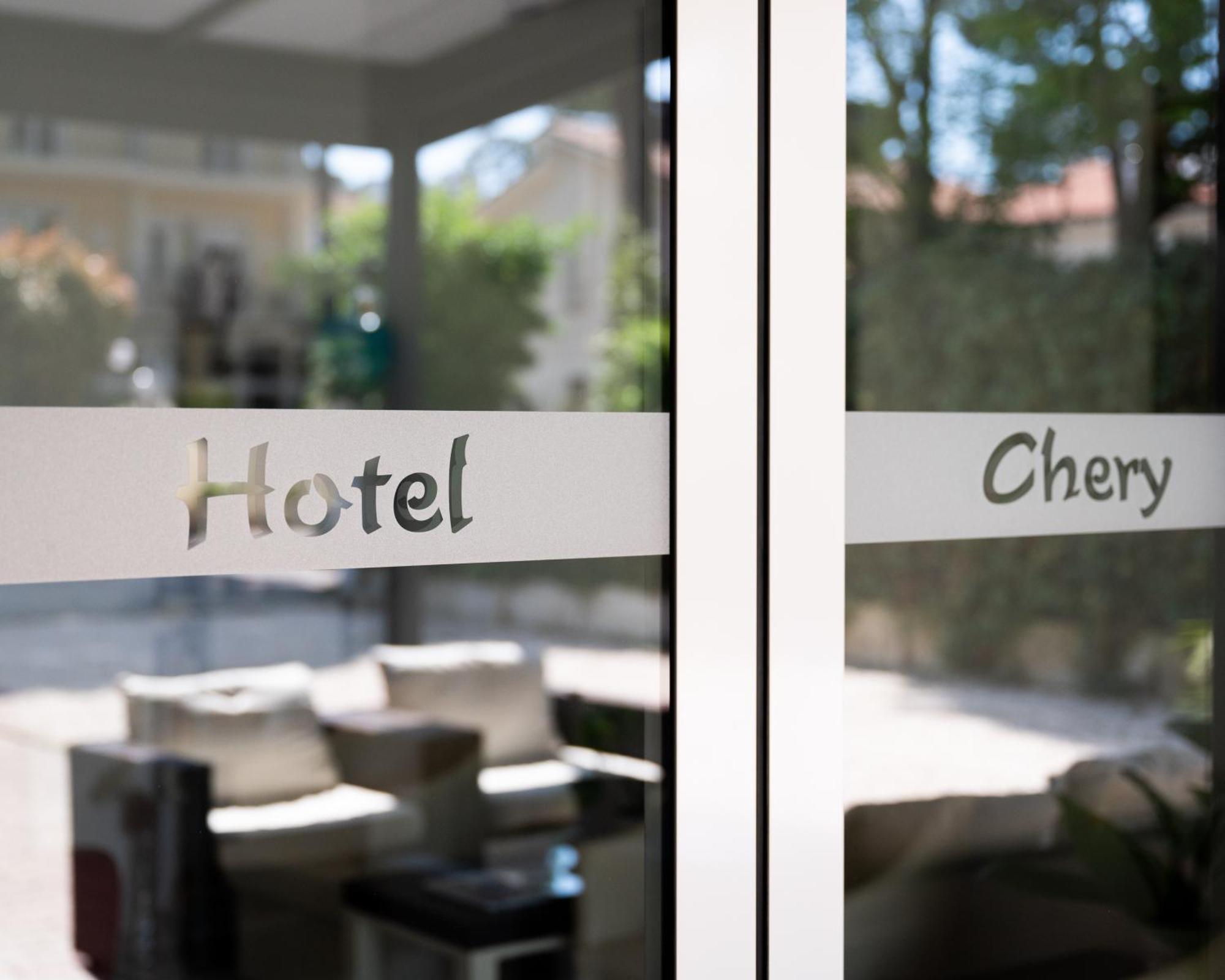 Hotel Chery มิลาโน แมริตทิมา ภายนอก รูปภาพ