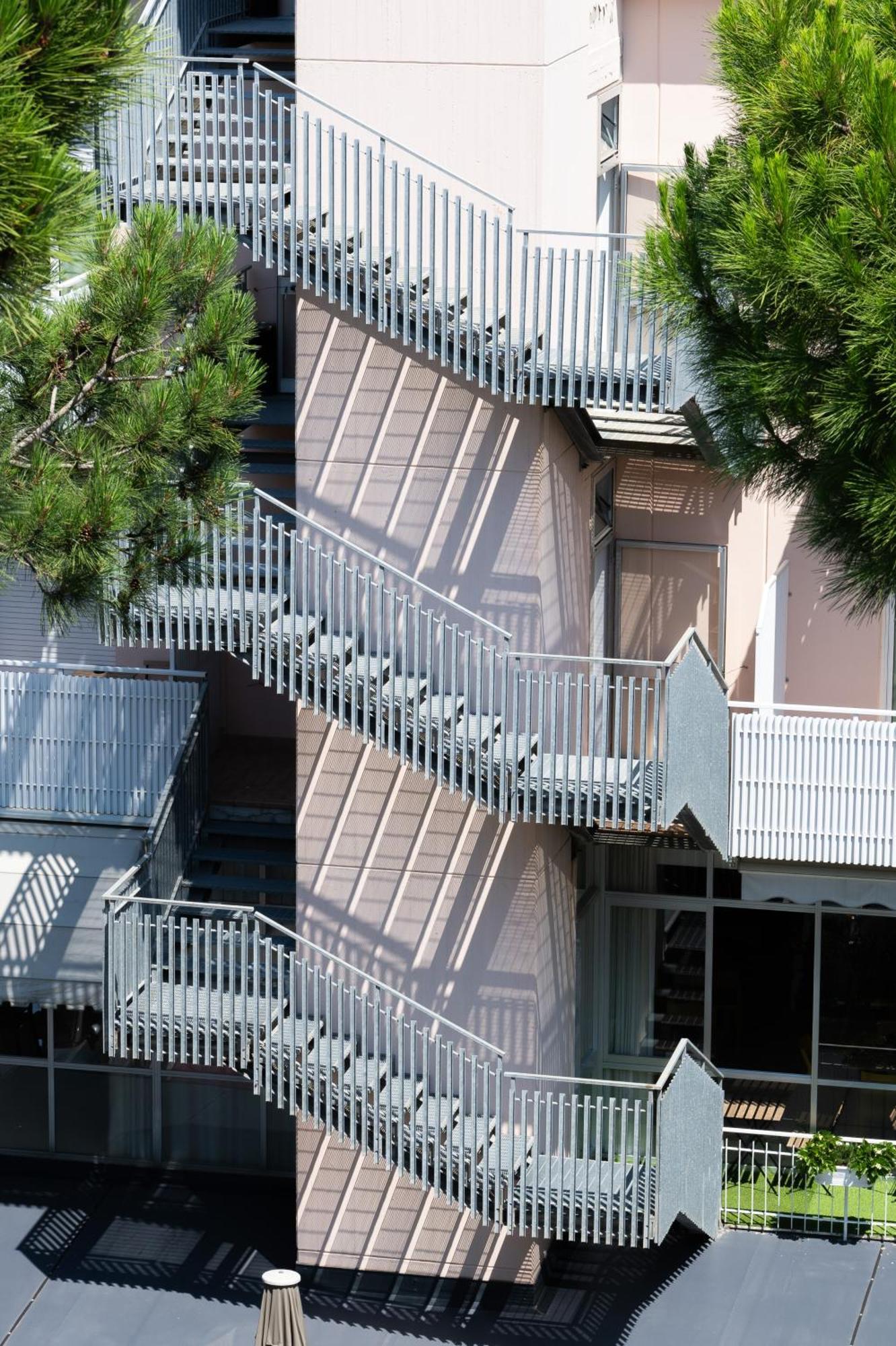 Hotel Chery มิลาโน แมริตทิมา ภายนอก รูปภาพ